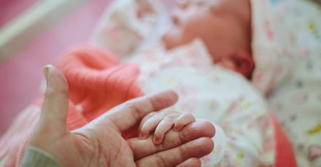 Chcieli nazwać córkę jak napój. Rada Języka Polskiego stawia sprawę jasno