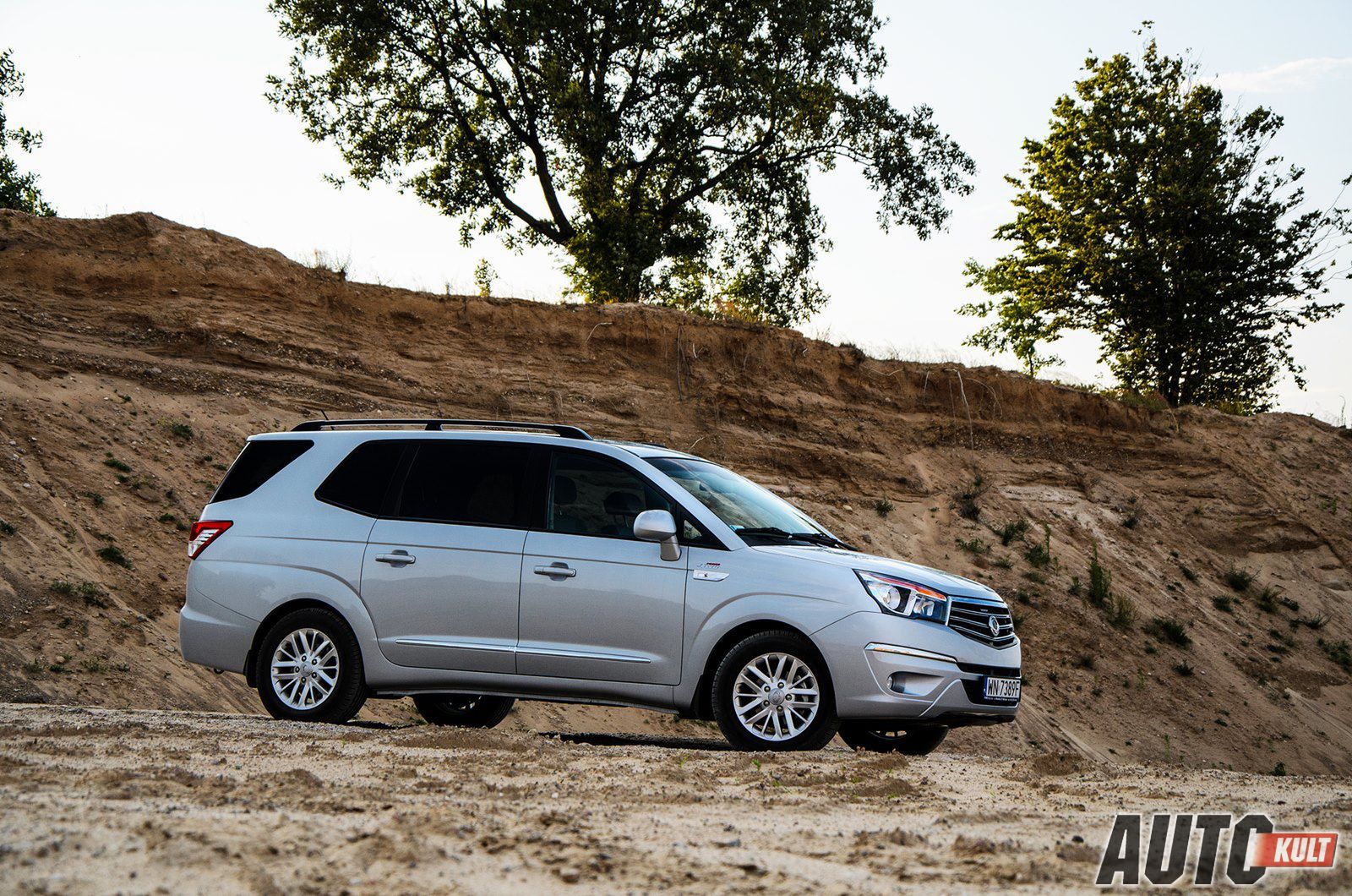SsangYong Rodius 2,0 Sapphire 4WD AT - test [galeria zdjęć] 3