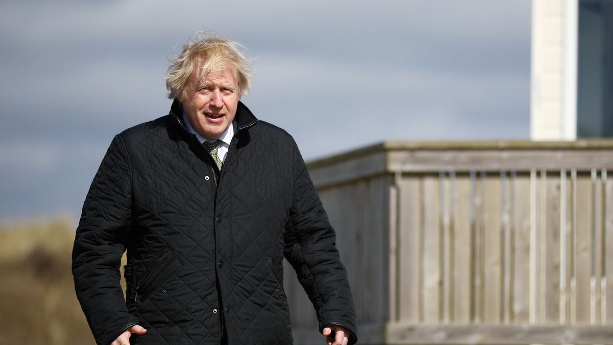 PERRANPORTH, ENGLAND - APRIL 07: British Prime Minister Boris Johnson during a visit to Haven Perran Sands Holiday Park on April 7, 2021 in Perranporth, England. The Prime Minister visited businesses in Cornwall to see how they are preparing to reopen after the Coronavirus lockdown ahead of Step 2 of the roadmap on Monday 12 April.  (Photo by Tom Nicholson - WPA Pool/Getty Images)