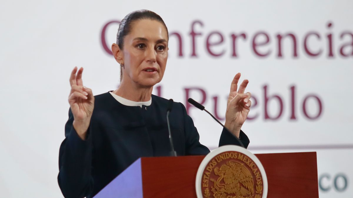MEXICO CITY, MEXICO - APRIL 30, 2025: Mexico's President Claudia Sheinbaum Pardo, speaks during a briefing conference where she gives a message to Mexican children in the context of the celebration of Children's Day at National Palace. on April 30, 2025 in Mexico City, Mexico. (Photo credit should read Carlos Santiago/ Pixelnews/Future Publishing via Getty Images)