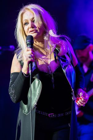Bonnie Tyler w śpiączce farmakologicznej. Gwiazda przeszła pilną operację