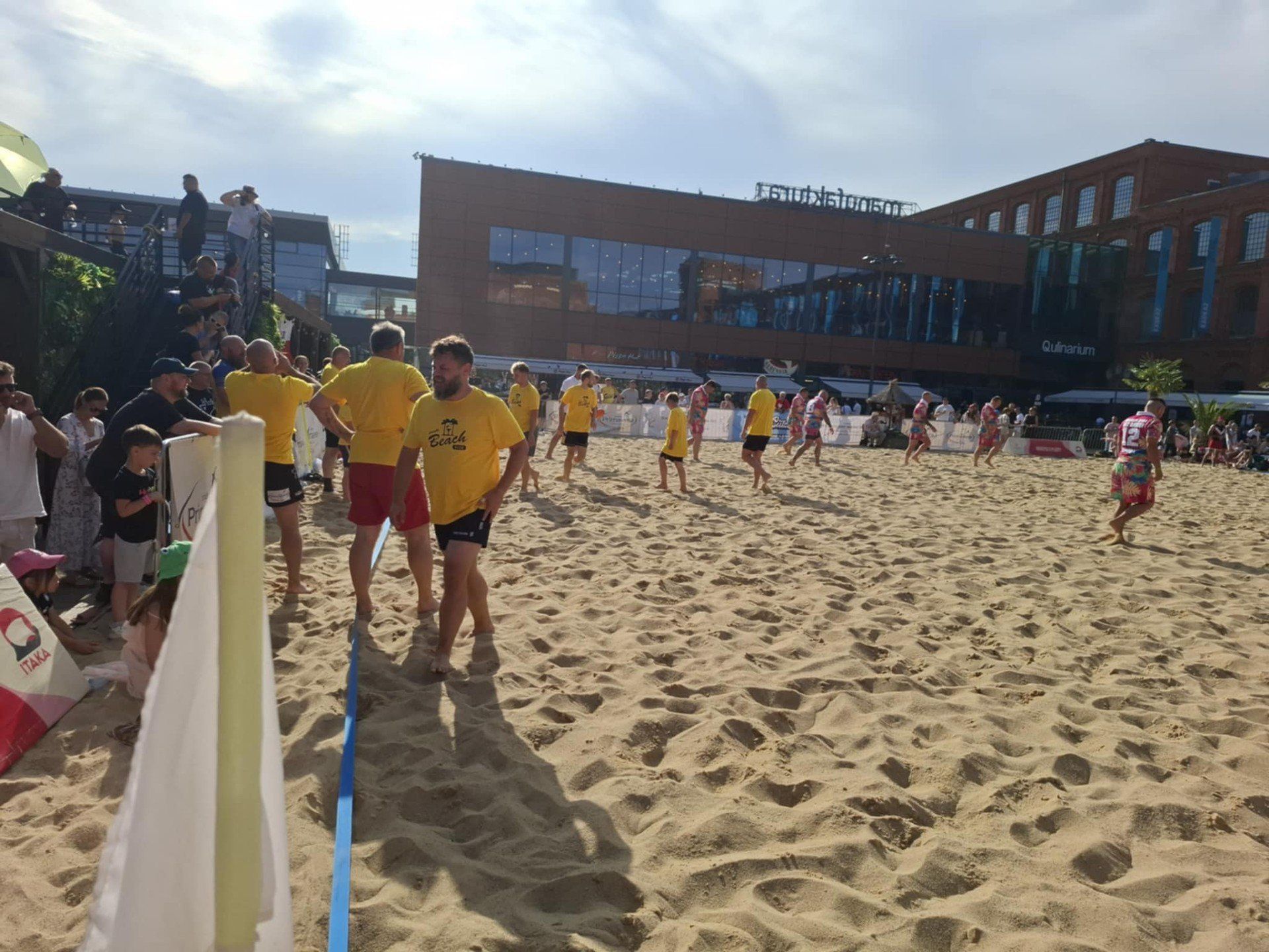 XI edycja Beach Side Rugby Manufaktura 2025. Sportowe emocje na upalnej plaży