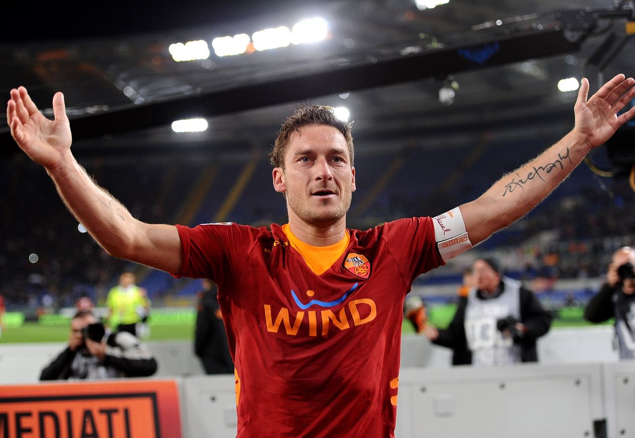 Totti's Moscow trip ignites political controversy in Italy