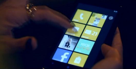 Windows Phone 7 atakuje naszą podświadomość w teledyskach [wideo]