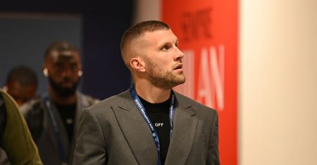 Został milionerem i wrócił na swoją wieś. Spłacił wszystkim długi