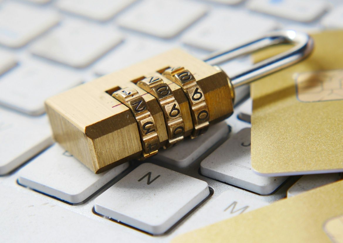 Nowe przepisy o cyberbezpieczeństwie. Firmy mają pięć miesięcy