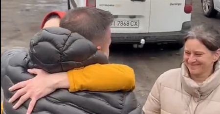 Polak otworzył tylko drzwi. Nagranie z Chersonia