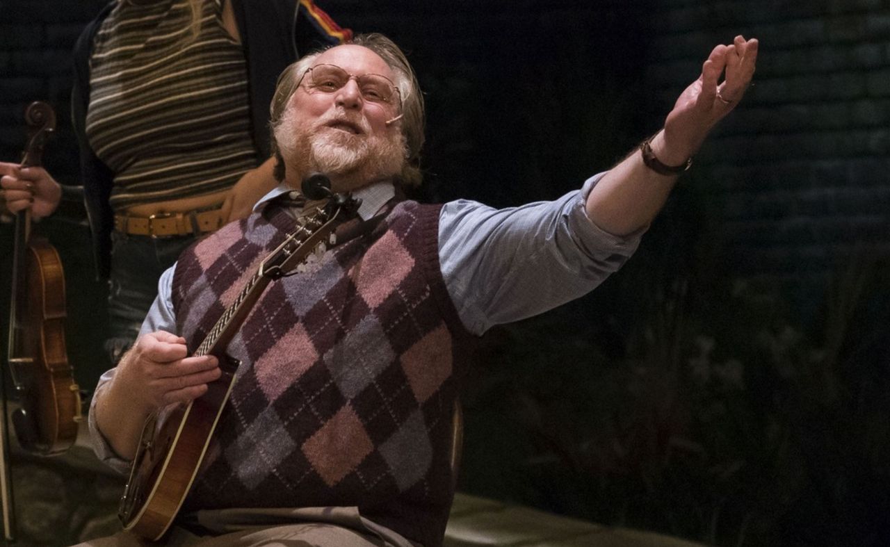 Canadian actor Julien Arnold dies mid-performance on stage