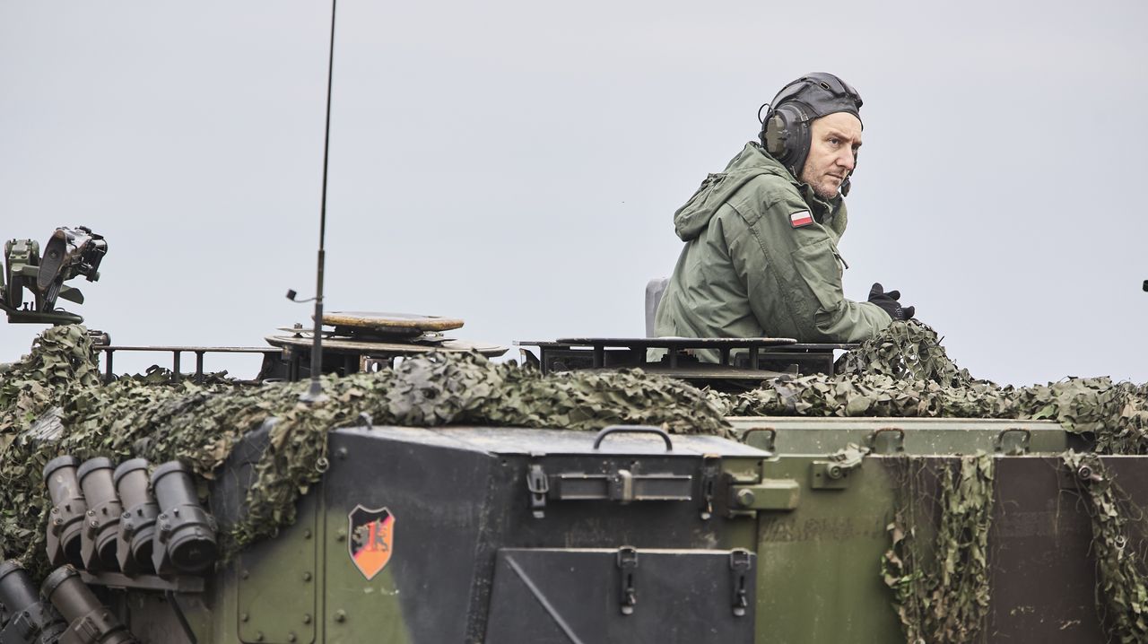 500 wyrzutni HIMARS dla Polski. "Powstaje armia, której Rosja nie odważy się zaatakować"