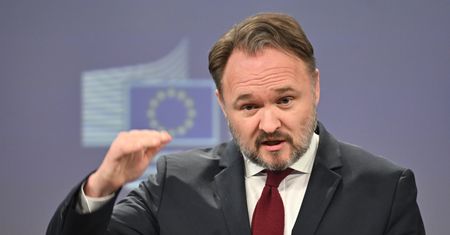 Kiedy pełne uniezależnienie UE od importu energii z Rosji? "Przedstawimy plan"