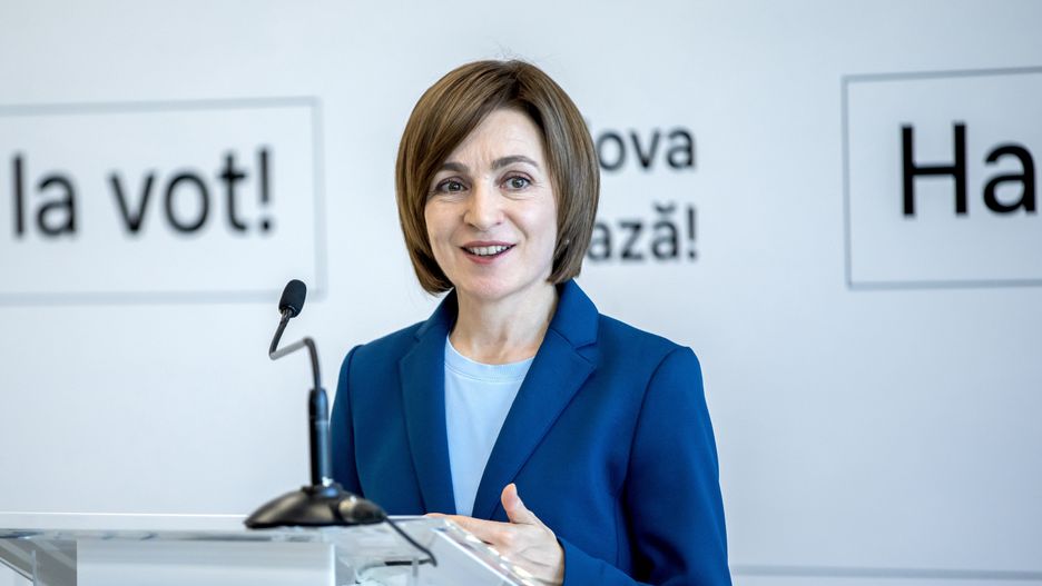 Moldovan President Maia Sandu speaks during a press conference following the presidential elections and EU membership referendum in Chisinau, Moldova, 21 October 2024. Moldova held a presidential election and a referendum on whether to enshrine the country's path to EU membership in the Constitution on 20 October. EPA/DUMITRU DORU Dostawca: PAP/EPA.