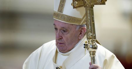 Papież Franciszek pogrążony w smutku. "Wzywa błogosławieństwa Pana"