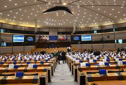 Debata o Polsce w PE. Mówili i kłócili się głównie Polacy