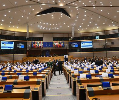 Debata o Polsce w PE. Mówili i kłócili się głównie Polacy