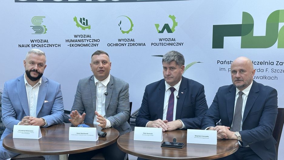 Konferencja prasowa zapowiadająca kongres odbyła się w Państwowej Uczelni Zawodowej w Suwałkach