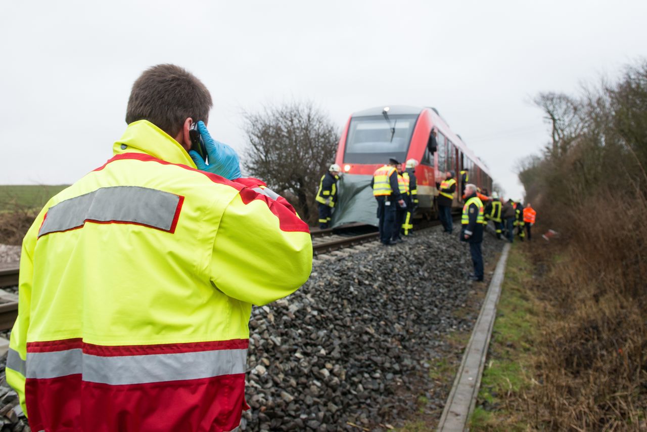 Czerwionka-Leszczyny: Pociąg potrącił mężczyznę. Poszkodowany przeżył