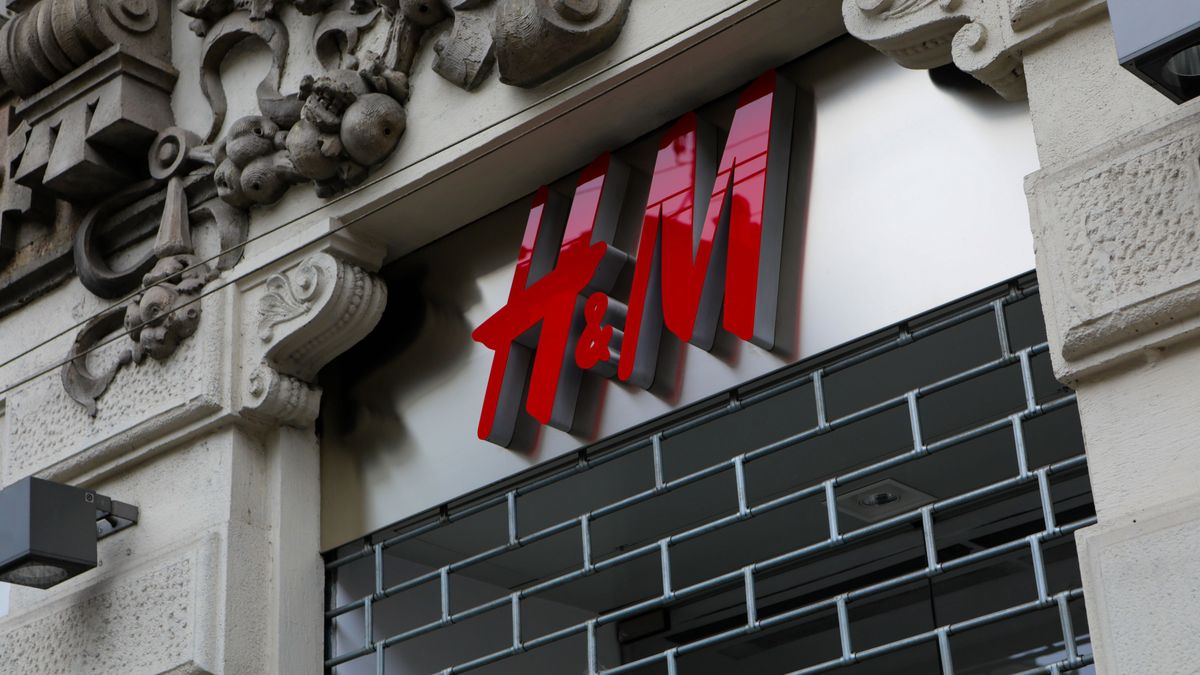 H&M zanotował kwartalną stratę po raz pierwszy od kilkudziesięciu lat.