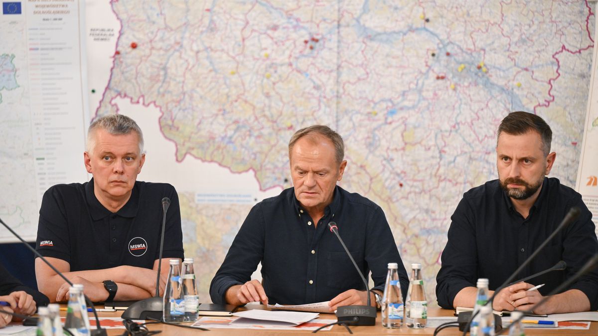 Szef MON zaapelował do pracodawców