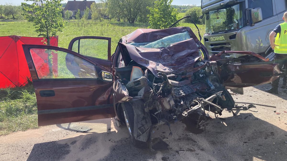 W wypadku pod Ostródą zginęło młode małżeństwo 