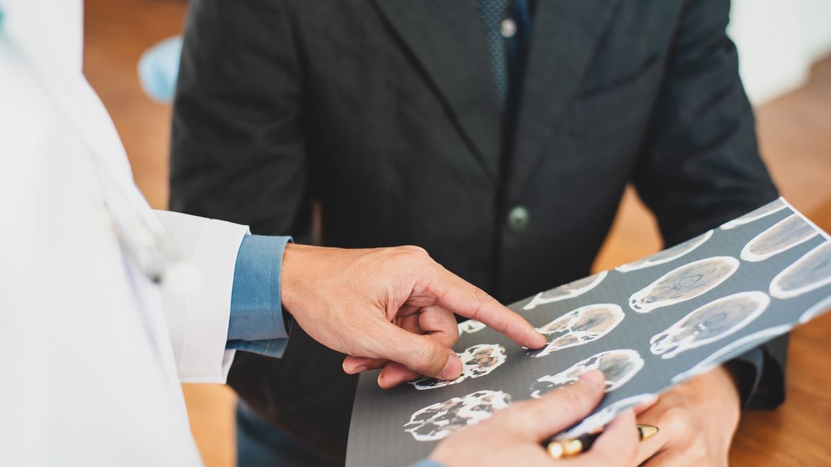 Badanie nerwów czaszkowych obejmuje różne próby, testy i procedury