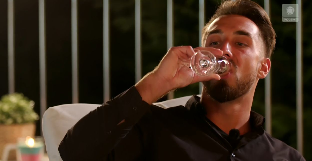 "Love Island"