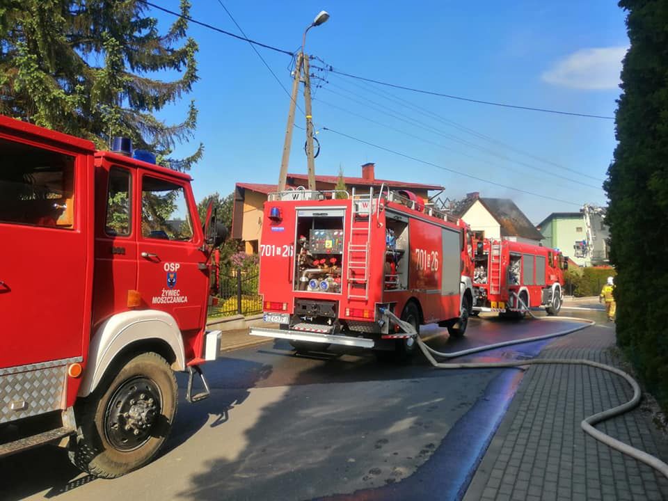Śląskie. Dwie osoby zginęły w pożarach w Żywcu i Gliwicach.