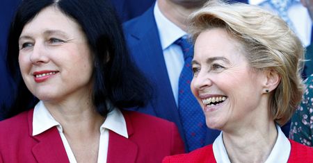 "Szarża Jourovej?" Wiceminister: Lepiej, by nie zaogniała sytuacji