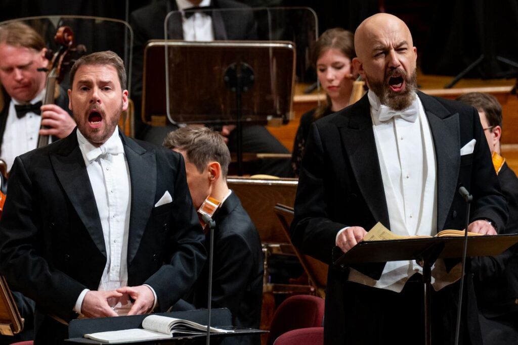 Benjamin Hulett (tenor) i Rafał Siwek (bas) © archiwum WOK