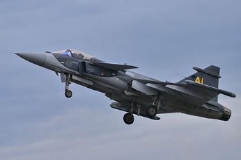 Szwedzi przekażą Ukrainie 16 samolotów bojowych. Darowizna za 22 mld koron