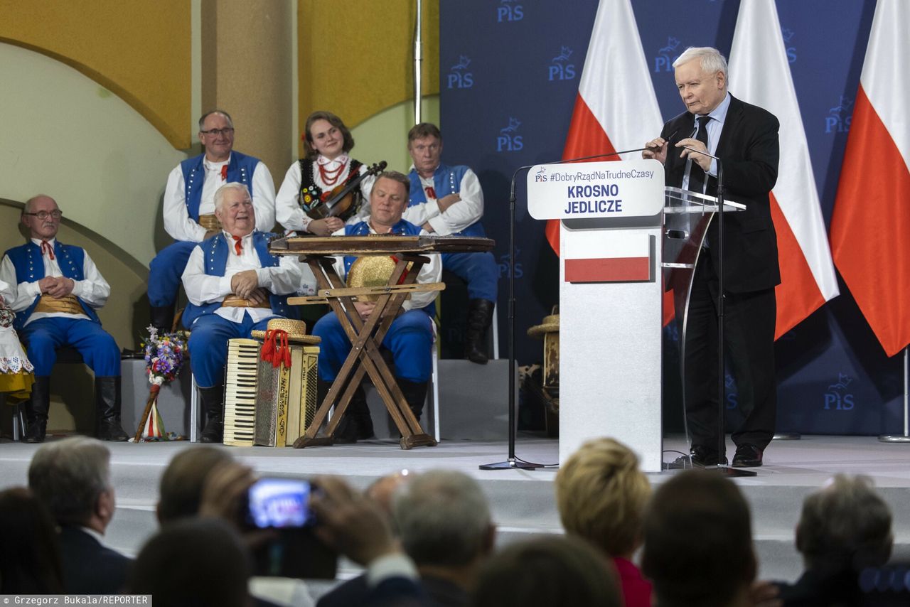 Jarosław Kaczyński na kolejnych spotkaniach mówi niemal to samo - różnią się szczegóły 
