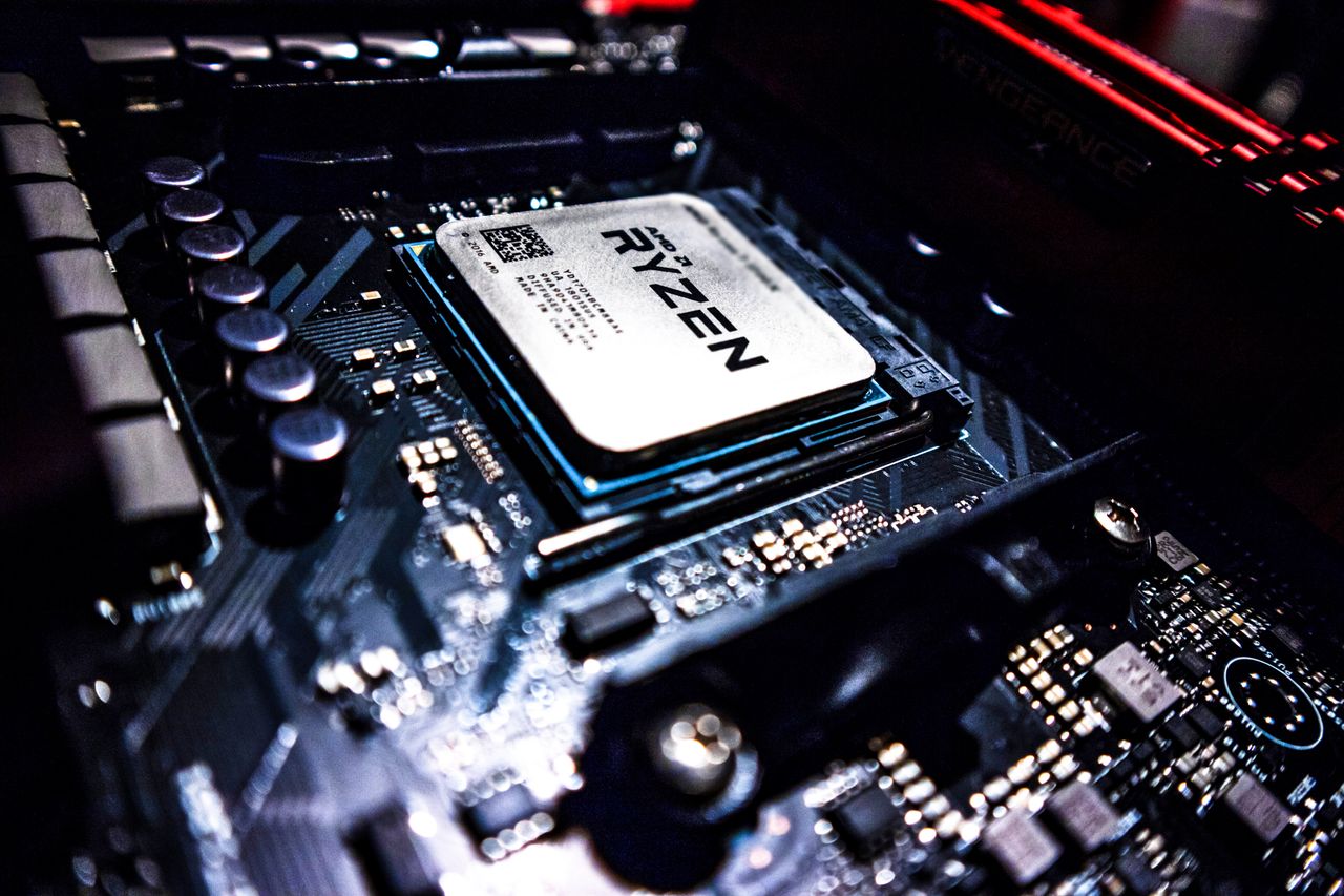 Nadchodzi AMD Zen 3. Te płyty główne AMD 500 Series dostały aktualizacje BIOS-u pod nowe procesory