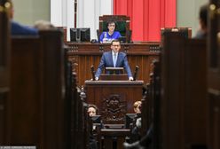Morawiecki zostaje w rządzie. Ale będzie okrajany jak salami. Kulisy gry o tekę premiera