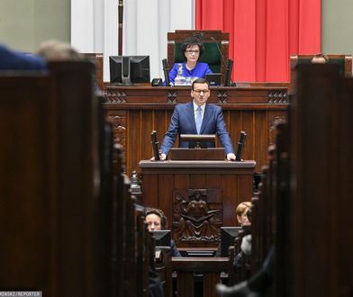 Morawiecki zostaje w rządzie. Ale będzie okrajany jak salami. Kulisy gry o tekę premiera