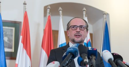 Wiedeń ostrzega Europę. "Albo my, albo Moskwa"