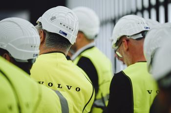 Volvo zwolni 2,5 tys. osób. Akcje koncernu runęły