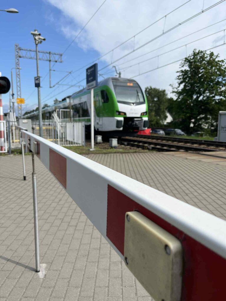 Dramatyczny wypadek. Śmiertelne potrącenie przez pociąg w Zielonce