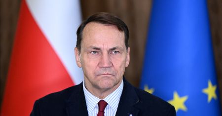 "Leć na Marsa". Radosław Sikorski odpowiada Elonowi Muskowi