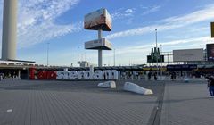 Port lotniczy w Amsterdamie rezygnuje z nocnych lotów i prywatnych samolotów