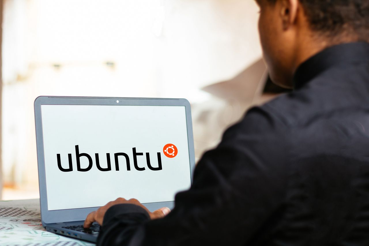 Ubuntu 21.04 wydane. System jest już dostępny do pobrania