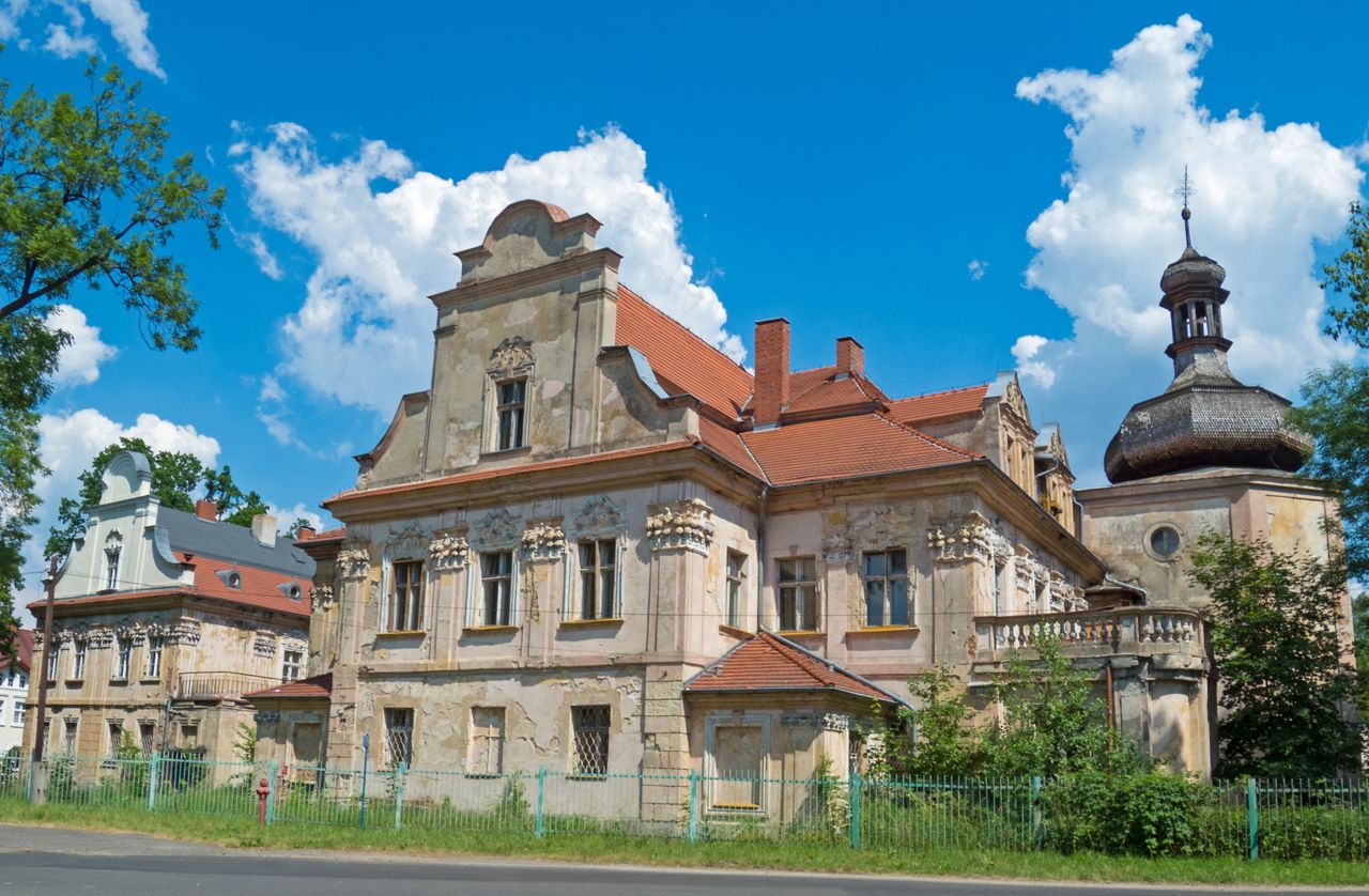 Opolskie pałace i ich historie. Producenci najlepszych fajek i "niszczyciel miast"