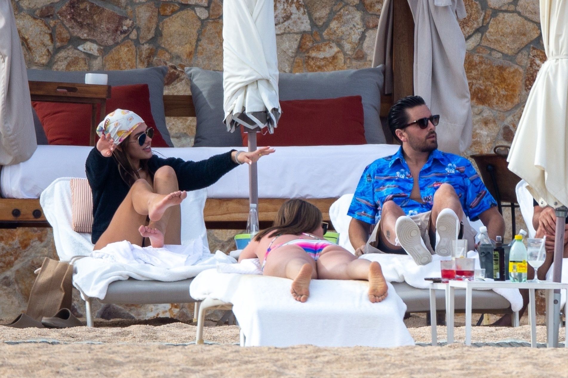 Scott Disick i jego młodsza o 18 partnerka, Amelia Hamlin wypoczywają w Meksyku
