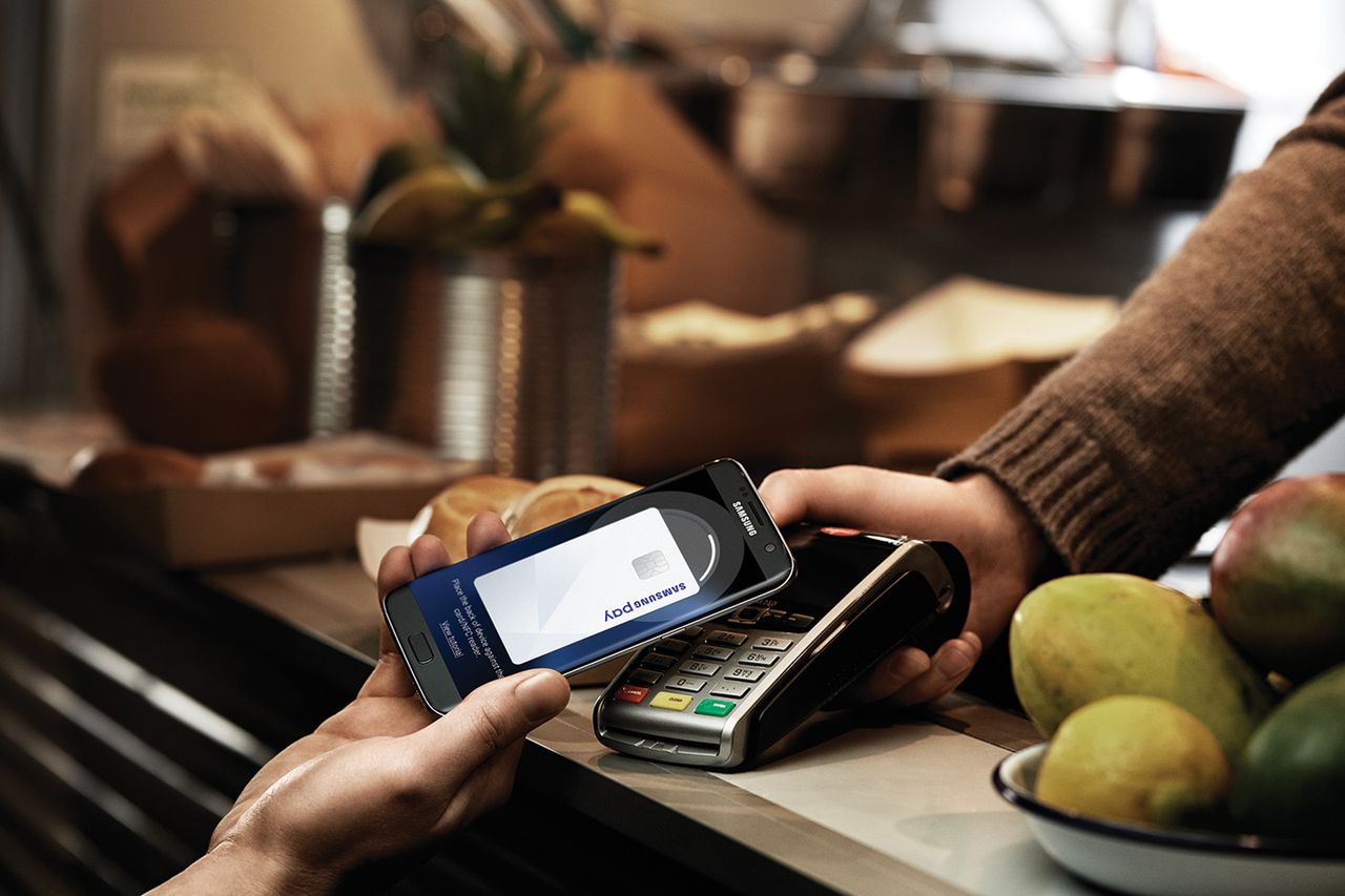 Autoryzowanie płatności w Samsung Pay odbywa się obecnie poprzez skanowanie odcisku palca