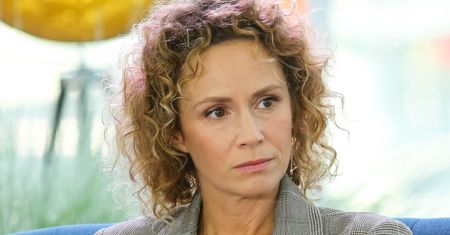 Afery alimentowej ciąg dalszy. "Pytała pani córek o ZGODĘ na publiczne podanie kwoty?". Monika Mrozowska odpowiedziała