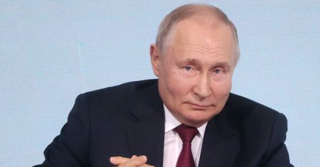 Ponad 181 miliardów. Europa nadal płaci Rosji