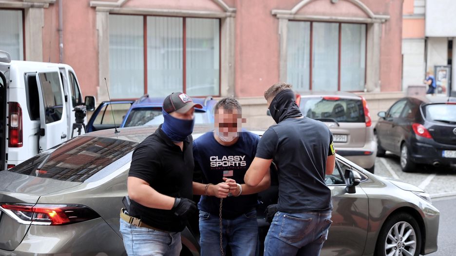 Katowice. Zatrzymanie 31-latka podejrzanego o potrącenie 19-latki