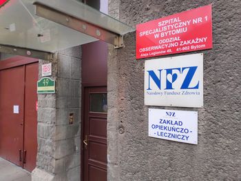 Dobrowolne ubezpieczenie w NFZ. Dla kogo jest i kiedy trzeba działać szybko?