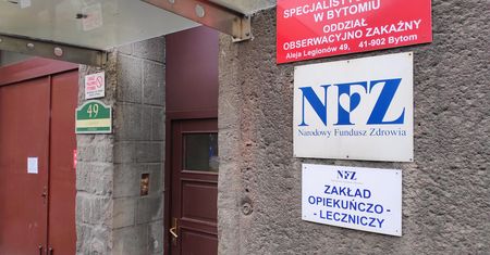 Dobrowolne ubezpieczenie w NFZ. Dla kogo jest i kiedy trzeba działać szybko?