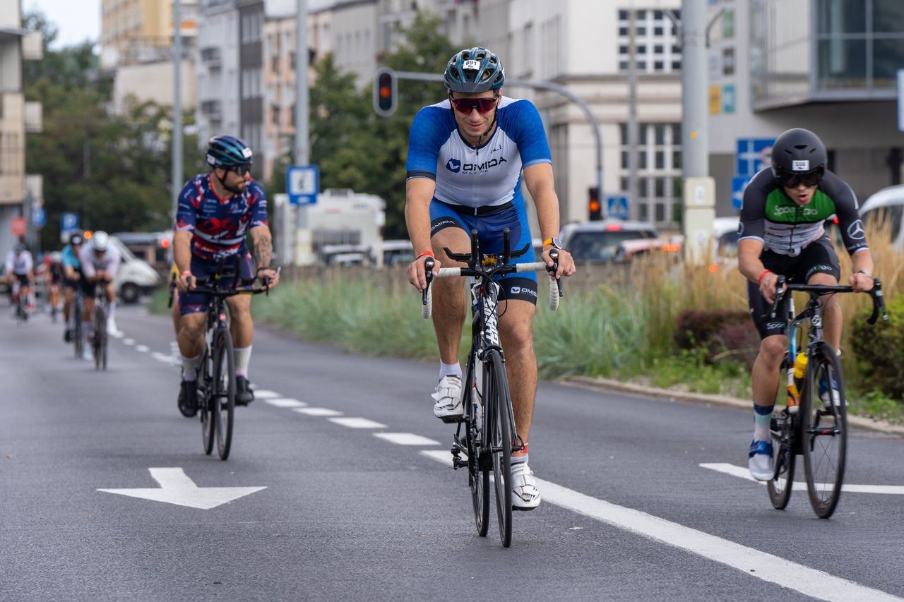 Kraków: Ironman 70.3. Utrudnienia i zmiany w ruchu drogowym na trasie zawodów triathlonowych 3 sierpnia 2025