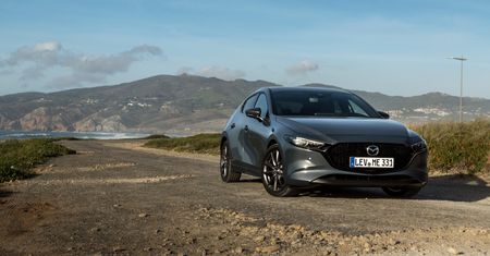Nowa Mazda 3 zagląda do klasy premium nie tylko ceną