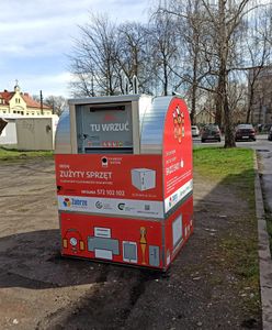 Zabrze. W mieście stanęły kontenery na elektrośmieci